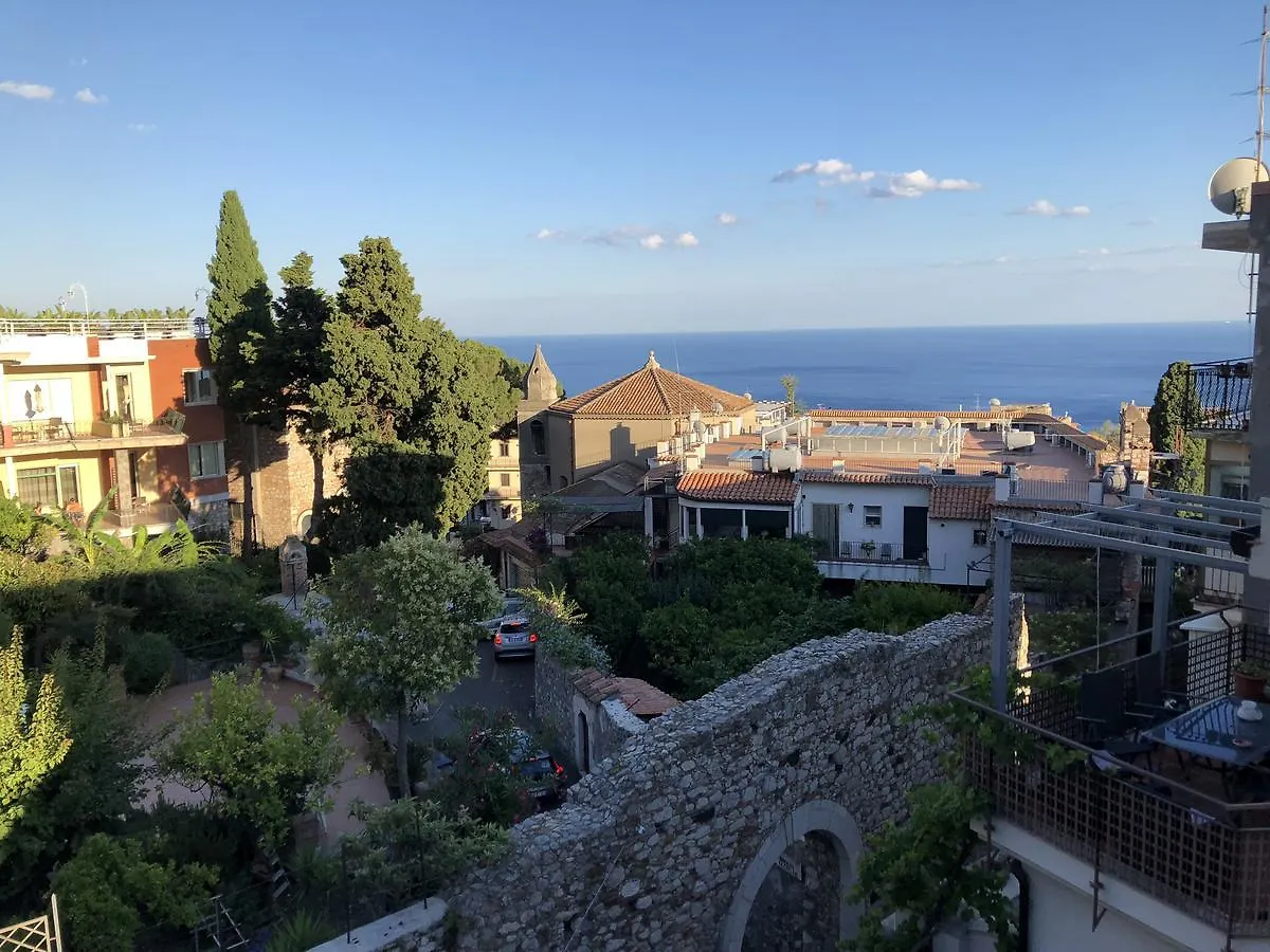 La Malandrina - Apartments & Suites Taormina Aparthotel